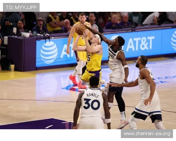 今天里夫斯的表现如何？分析他的赛场表现与关键时刻发挥